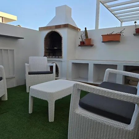 Prázdninový dům Discover The Oasis Of Relaxation At Casa Fabio Playa Honda (Lanzarote)